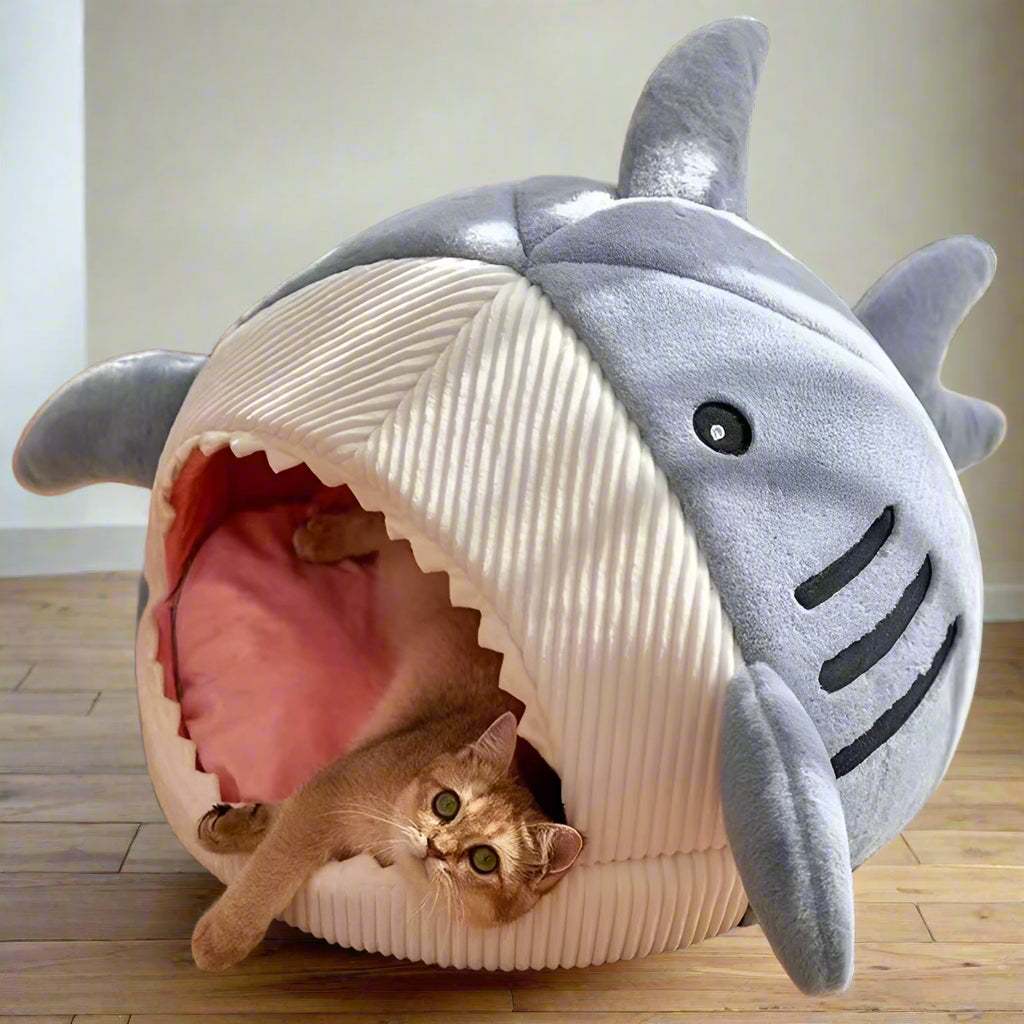Warm Cat Beds Cartoon Shark Pet Cave Beds Sweet Kittens Basket Cushion Cat Pillow Mat Tent Puppy Nest Cave Pet Goods